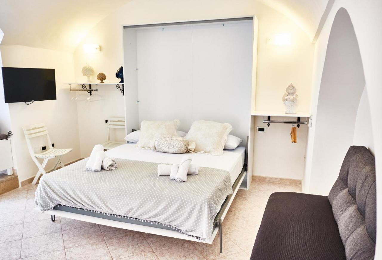 Balilla Guest House - Ostuni Centro - All Confort Exterior photo